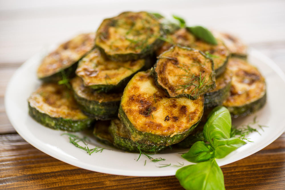 Crispy courgette chips